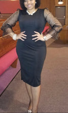 Load image into Gallery viewer, Pearls are Always Appropriate Midi Bodycon