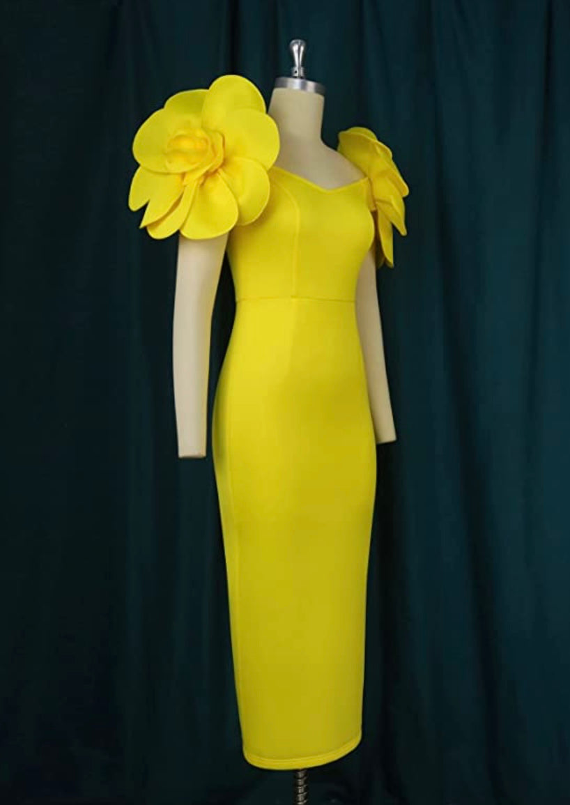 Daffodil Floral Dress - Plus Size Available