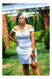 Pretty Poker Face Queen Off-the-Shoulder Lace Dress (Plus Size Available)