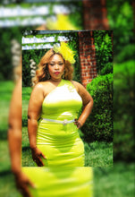 Load image into Gallery viewer, Queen of Blackjack One Shoulder Midaxi (Plus Size Available)