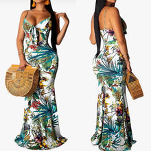 Load image into Gallery viewer, Vacay Palms Maxi (Plus Size Available)
