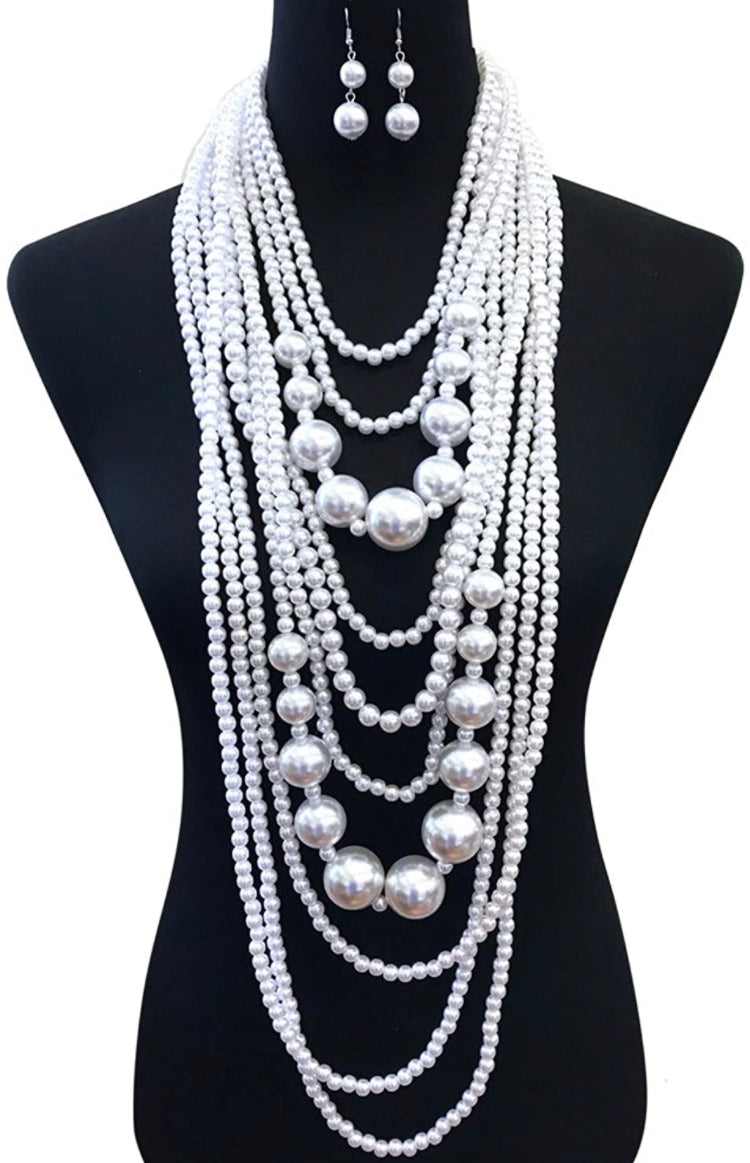 【Monday Edition】24SS SHINY  PEARL NECKLACE MONDAY EDITION Cross Ended Pearl Necklace | Garmentory